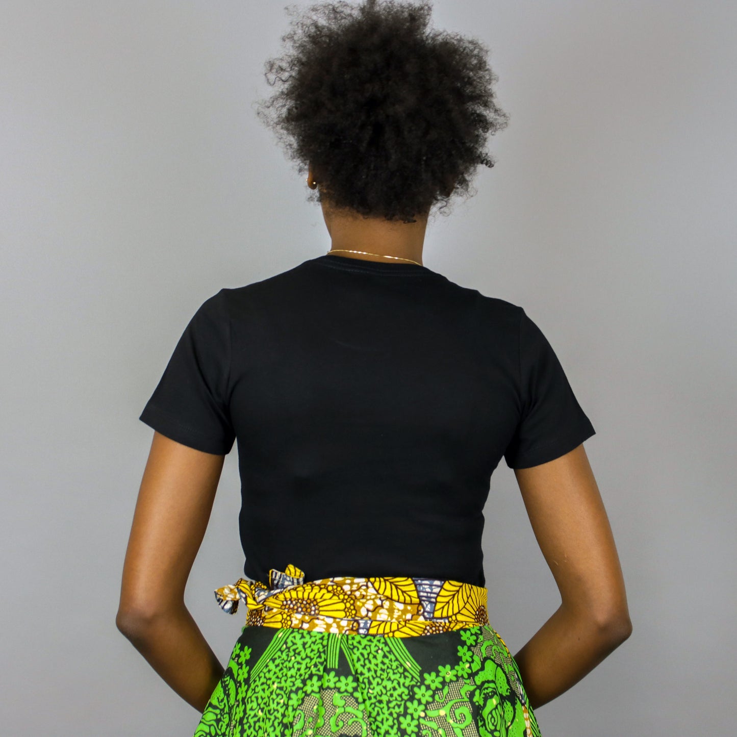 An African Queen is in Town Black & Gold short sleeve t-shirt – Women