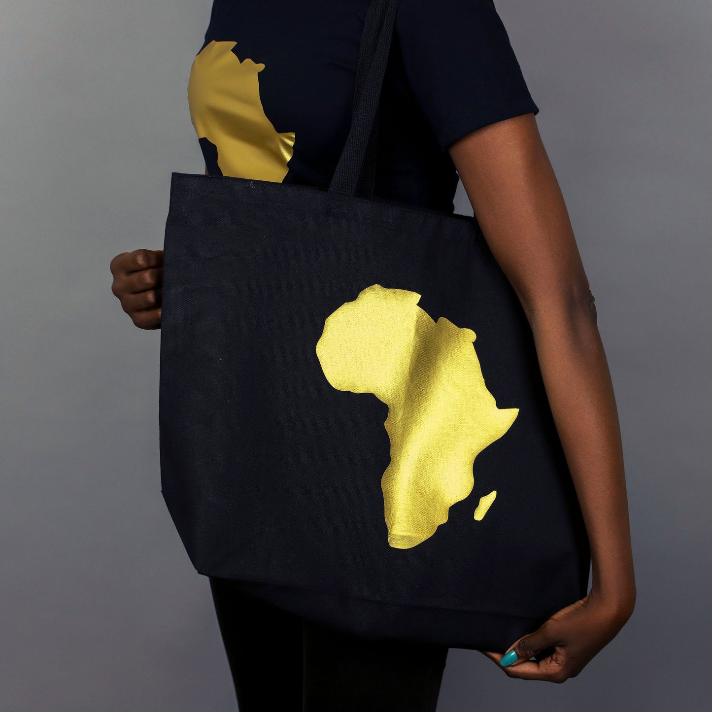 Africa Tote bag Black & Gold Gold with zipper